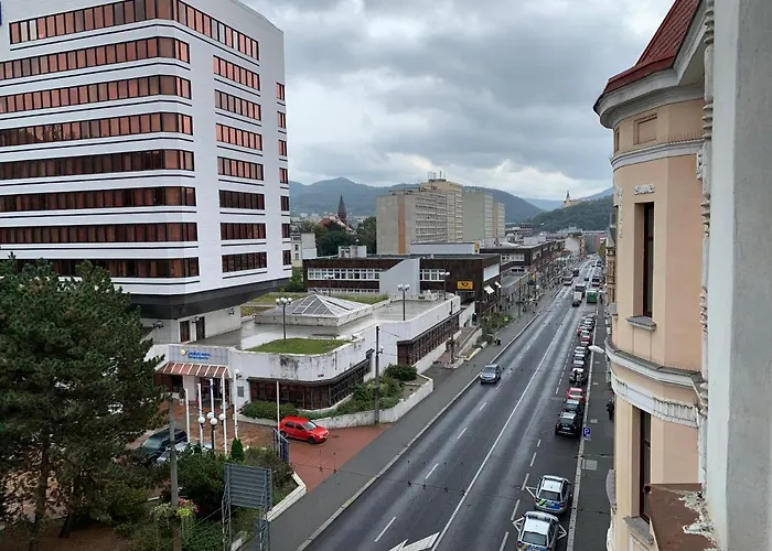 Centrum 403 *